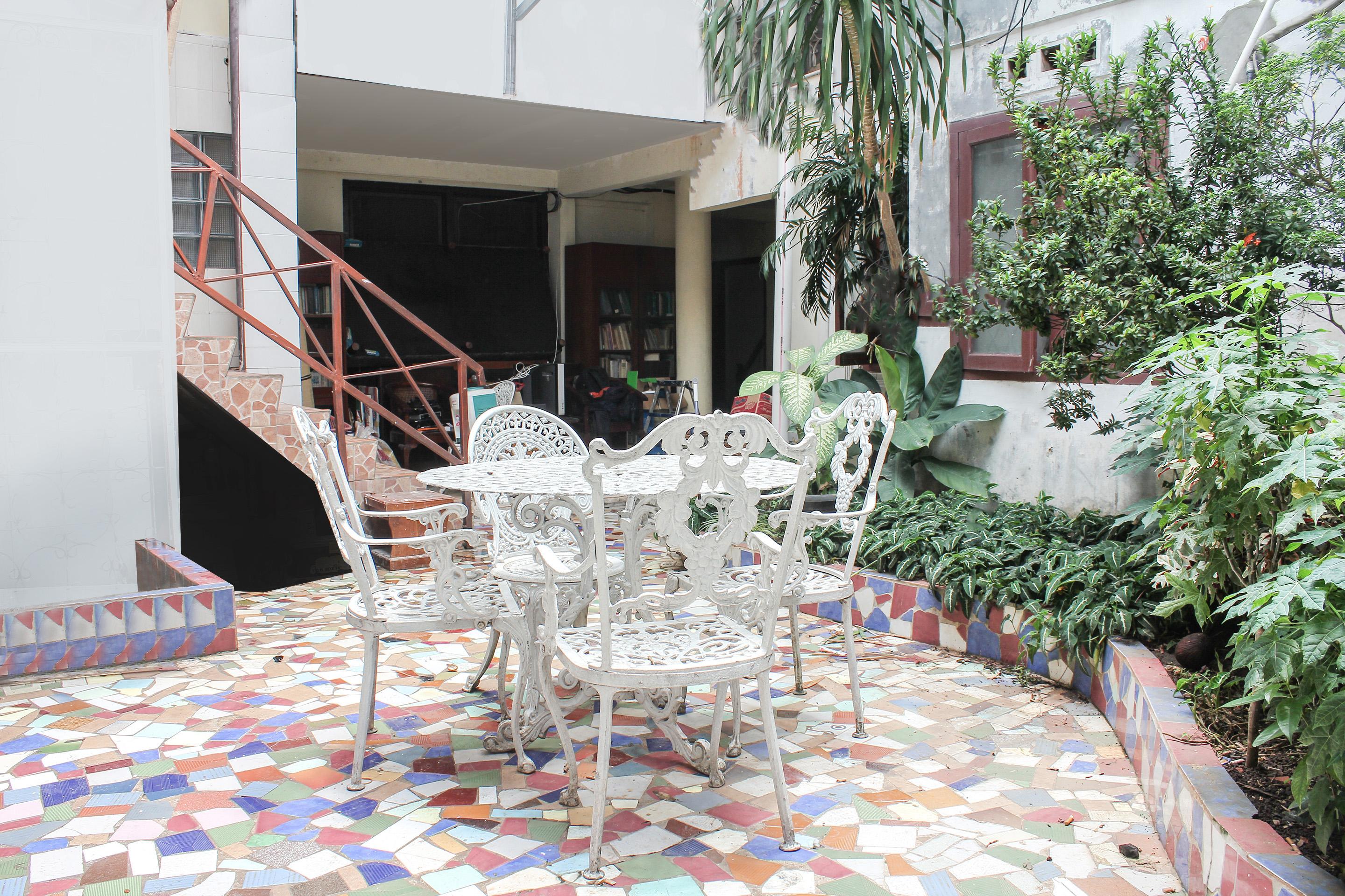 OYO 146 Menteng Residence Jakarta Bagian luar foto