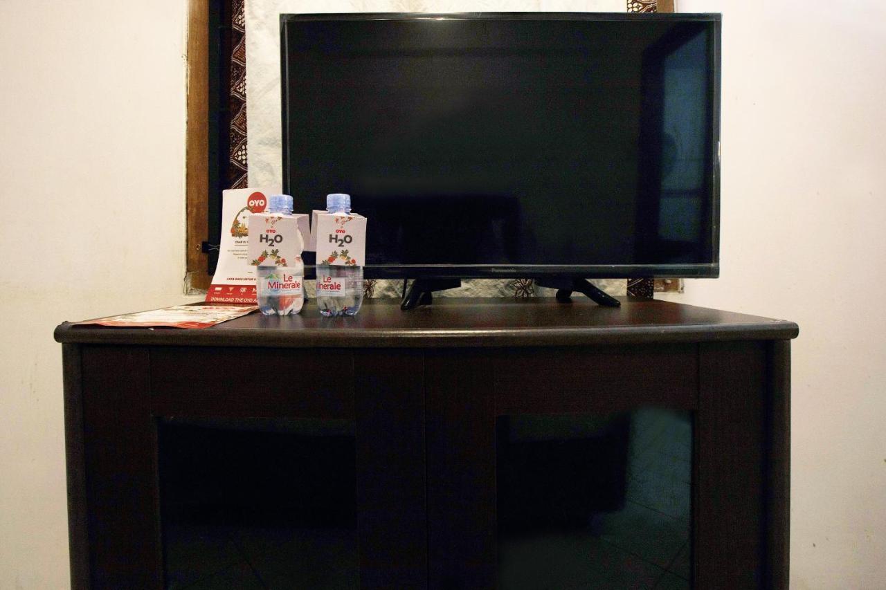 OYO 146 Menteng Residence Jakarta Bagian luar foto